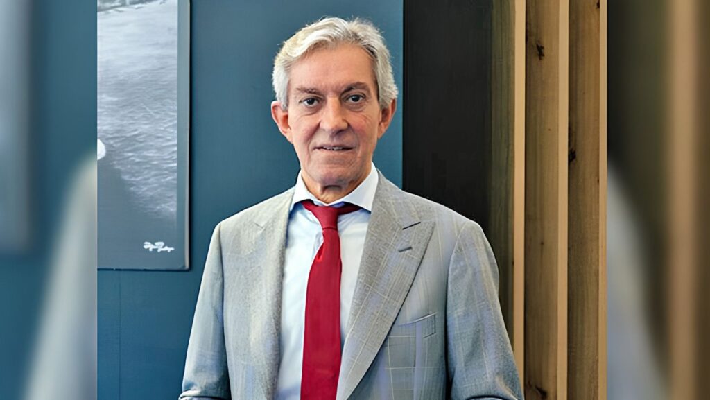 CONARPESA diversifica su producción: adquiere un moderno barco potero para la temporada de calamar 2027
